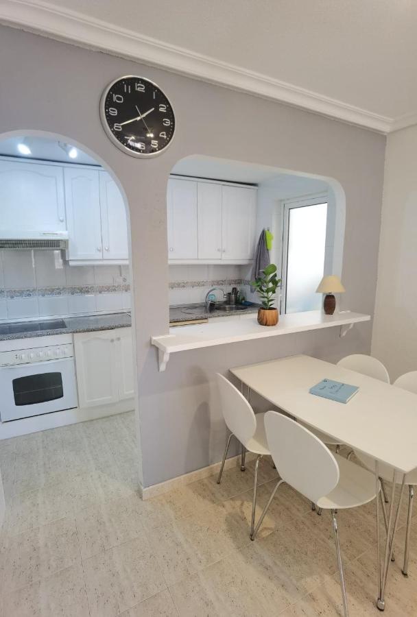 Apartament Z Duzym Tarasem Na Pieknym Osiedlu Orihuela Exteriör bild